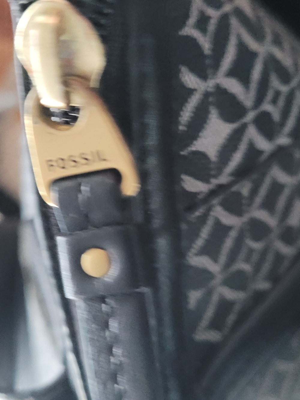 FOSSIL Satchel - Picture 6 of 8